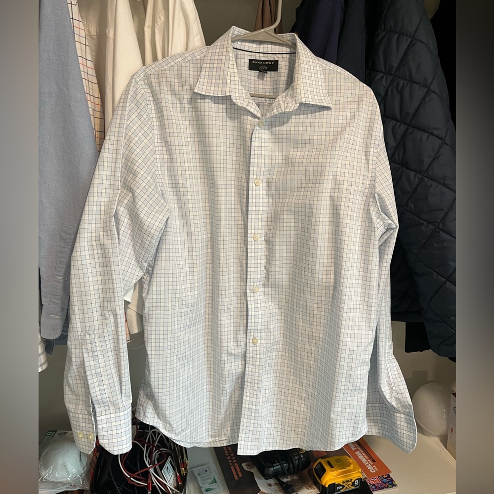 Men’s Button Down Banana Republic Button Down Shirt Size L